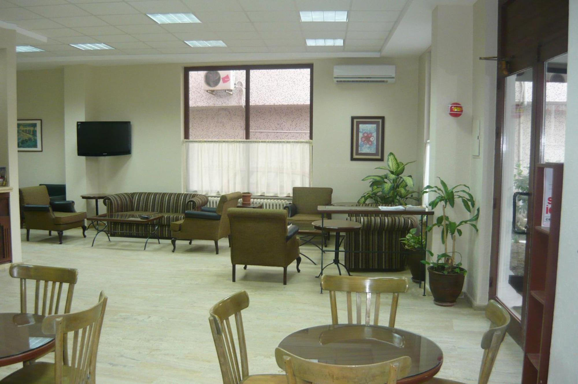Bormali Hotel Корлу Екстериор снимка