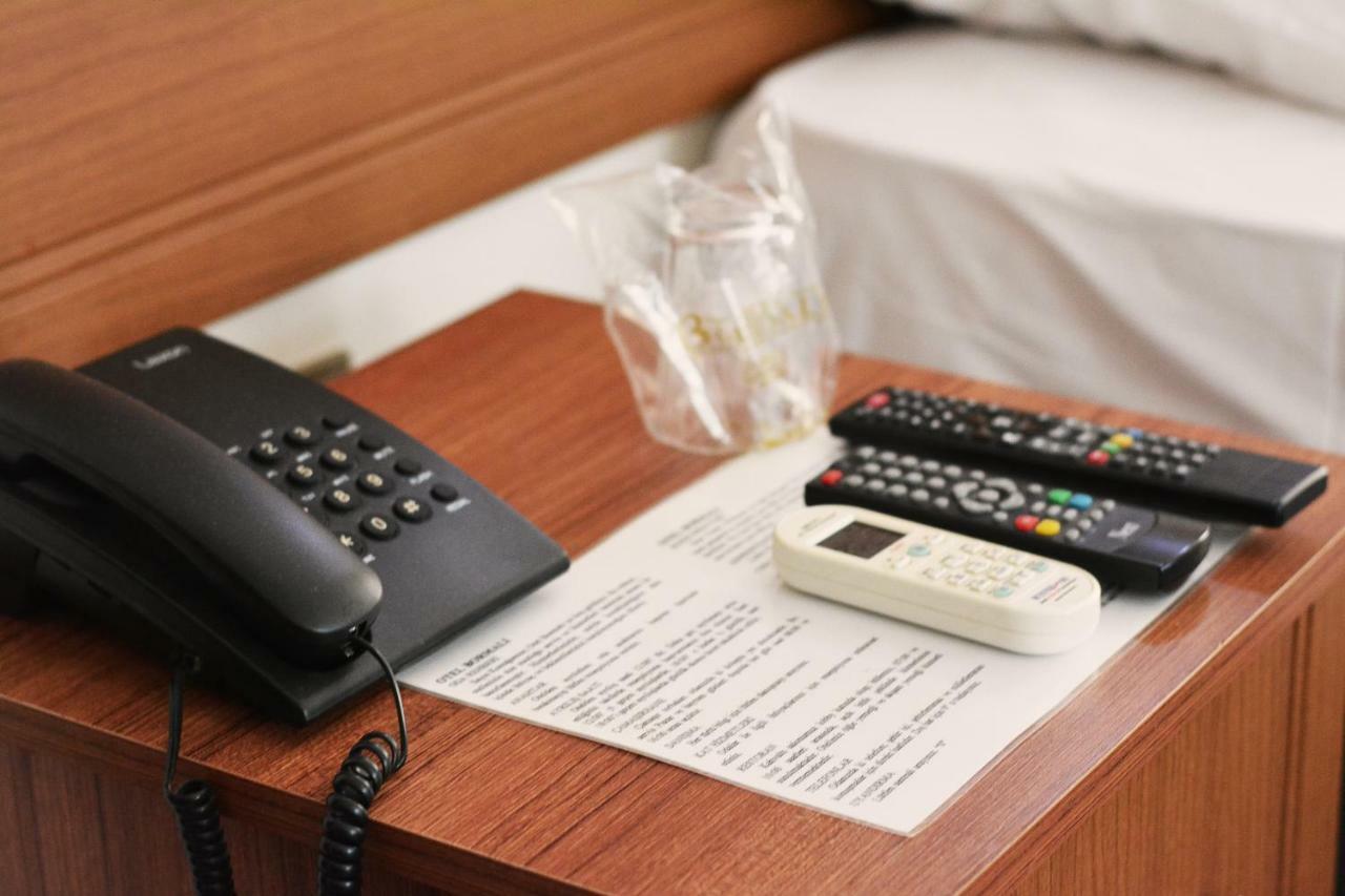 Bormali Hotel Корлу Екстериор снимка